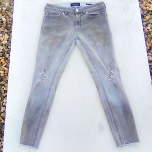 🍭PacSun gray distressed skinny jeans size 30 x 30